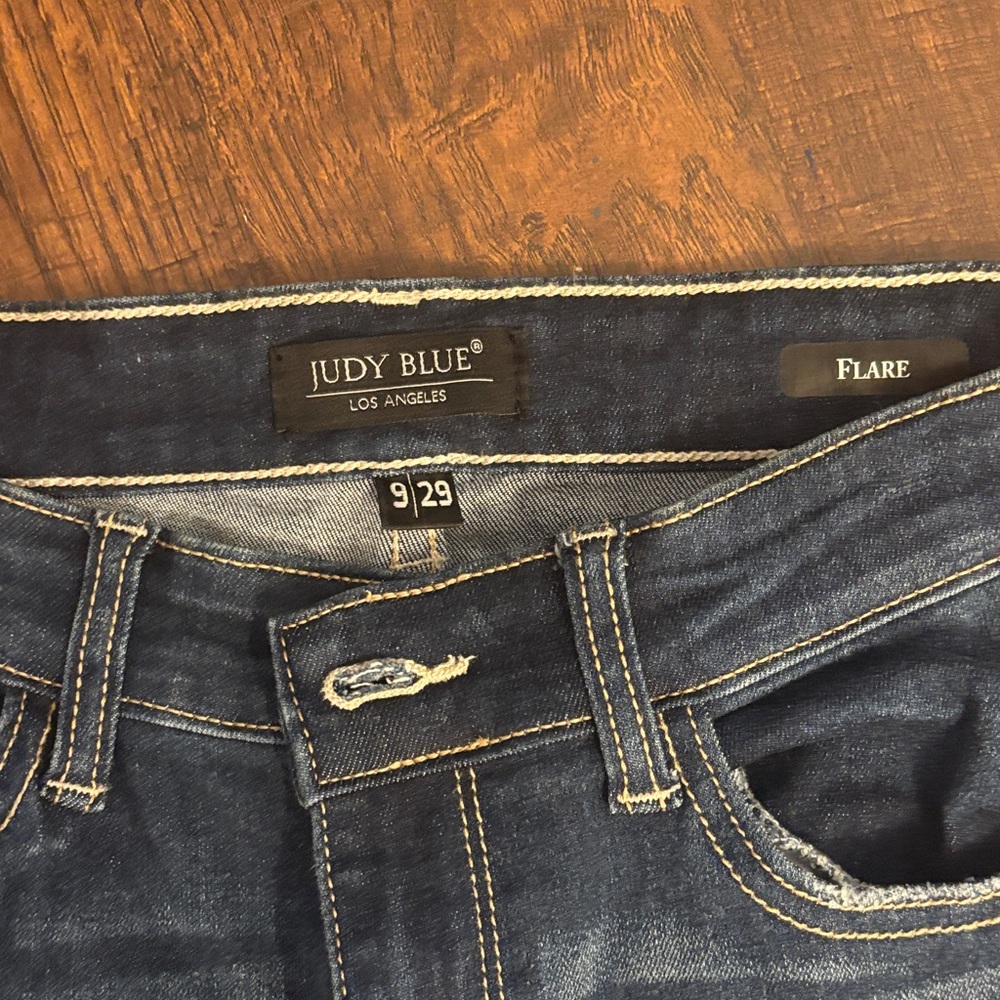 Judy Blue Dark Wash Jeans - Picture 2 of 5